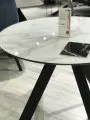 Стол DikLine SFC100 d1000 стекло Оптивайт Белый мрамор/подстолье черное Образец в салоне ТЦ Гранд Химки