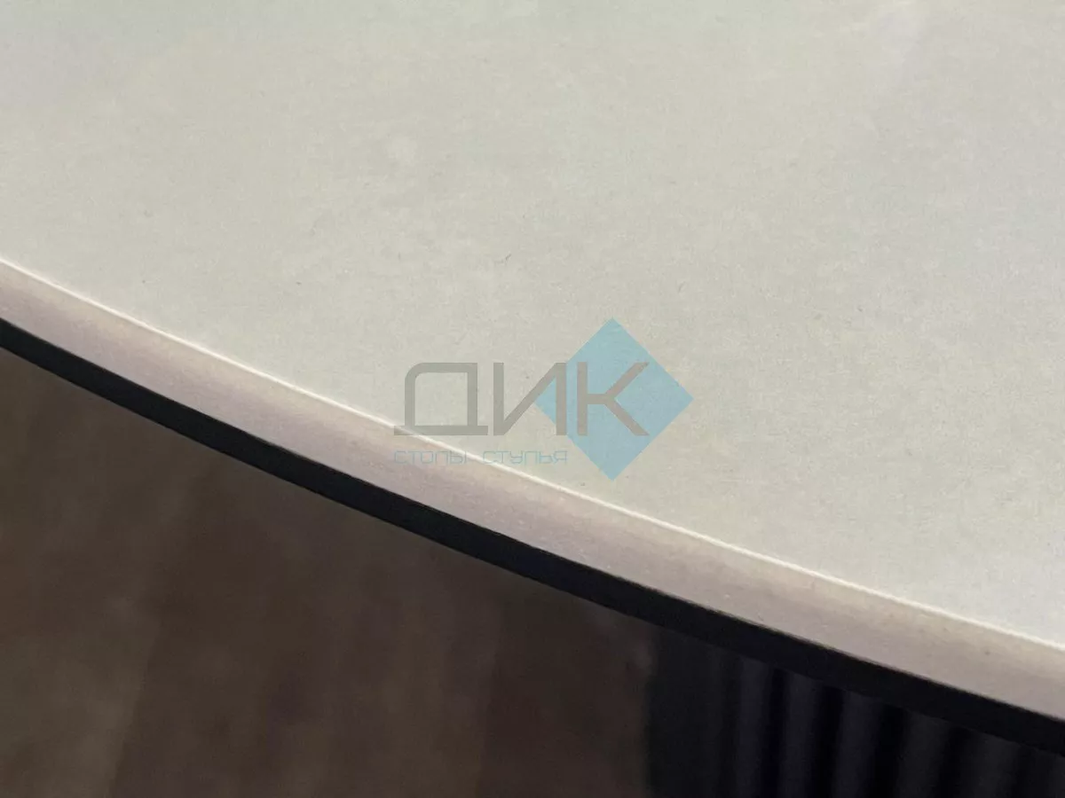 Стол DikLine AKR120 Керамика глянец Ostra Bianco/подстолье черное/опоры черные (2 уп.)