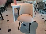 Стул DikLine 335 B03 BEIGE, ножки черные Образец в салоне ТЦ Империя