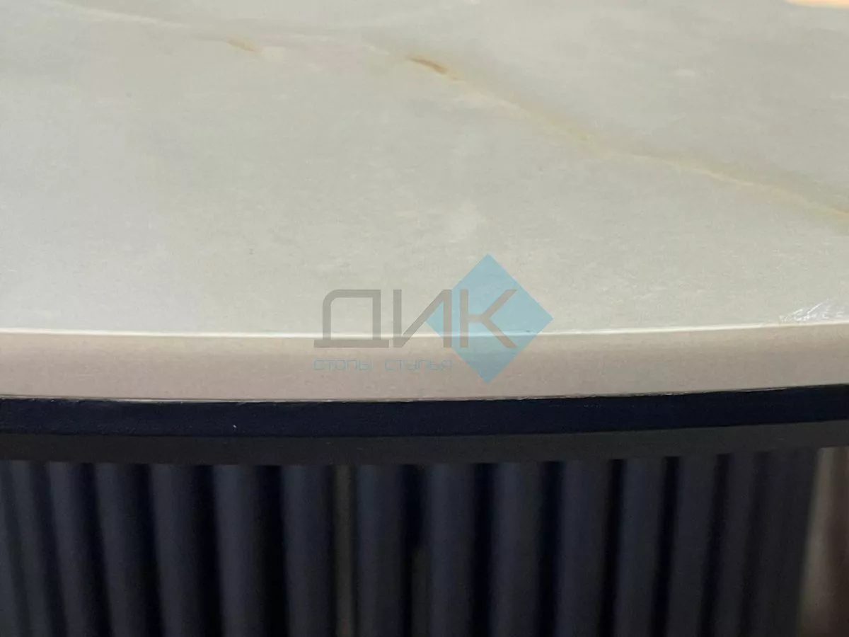 Стол DikLine AKR120 Керамика глянец Ostra Bianco/подстолье черное/опоры черные (2 уп.)
