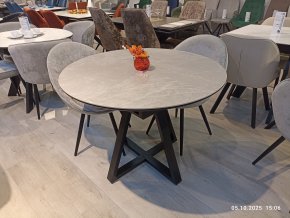 Стол DikLine SKZ100 d1000 Керамика Belgium Grey Polished/опоры черные Образец в салоне ТЦ Кемп