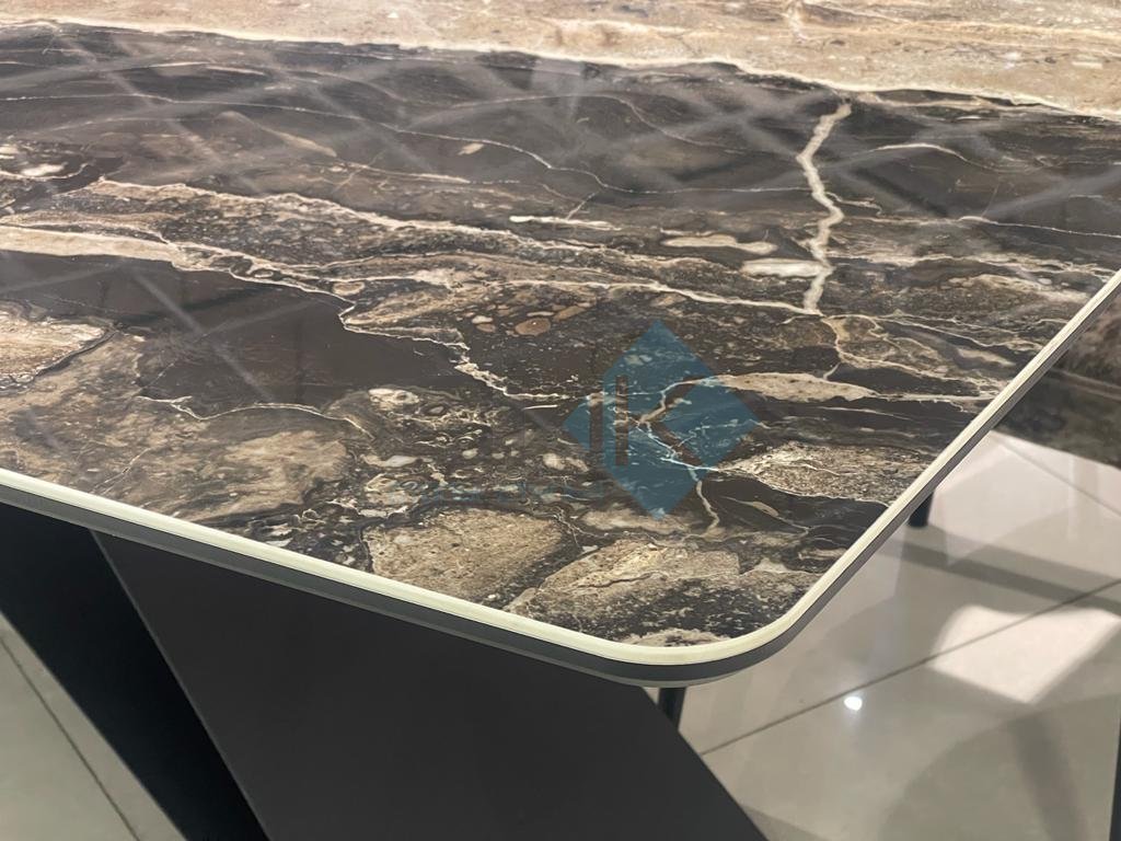 Стол DikLine SKY220 Керамика Amadeus/подстолье черное/опоры черные (2 уп.)