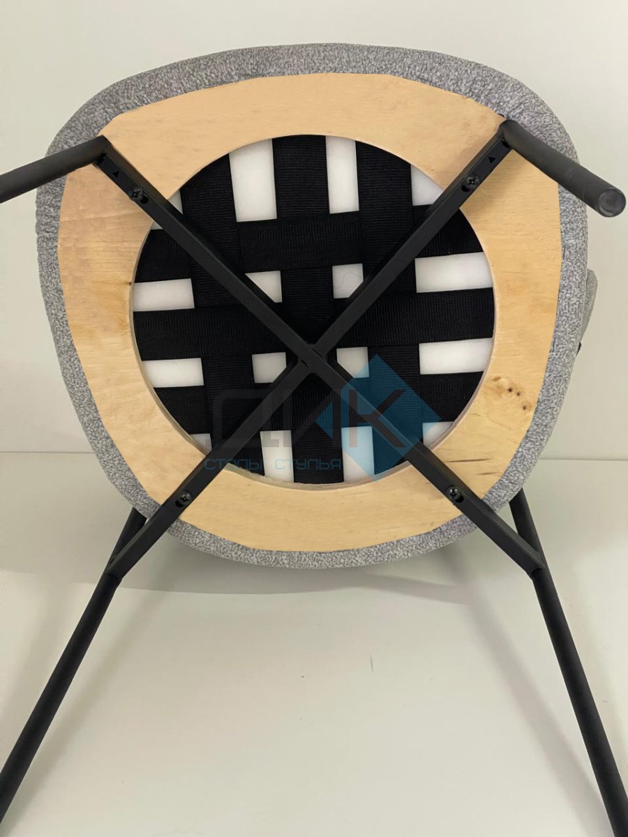 Стул DikLine 201 NS04 CREAM, ножки черные