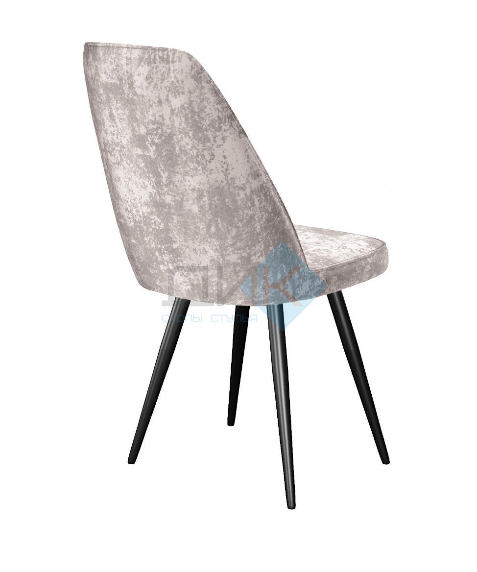 Стул DikLine 327 поворотный M02 бежевый, ножки черные