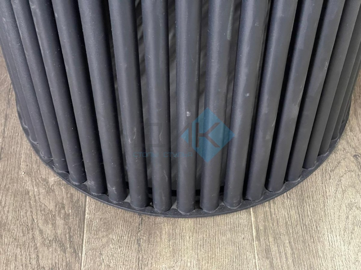 Стол DikLine AKR120 Керамика Krater Perla (бежевый матовый)/подстолье черное/опоры черные Образец в салоне  ТЦ Красный Кит