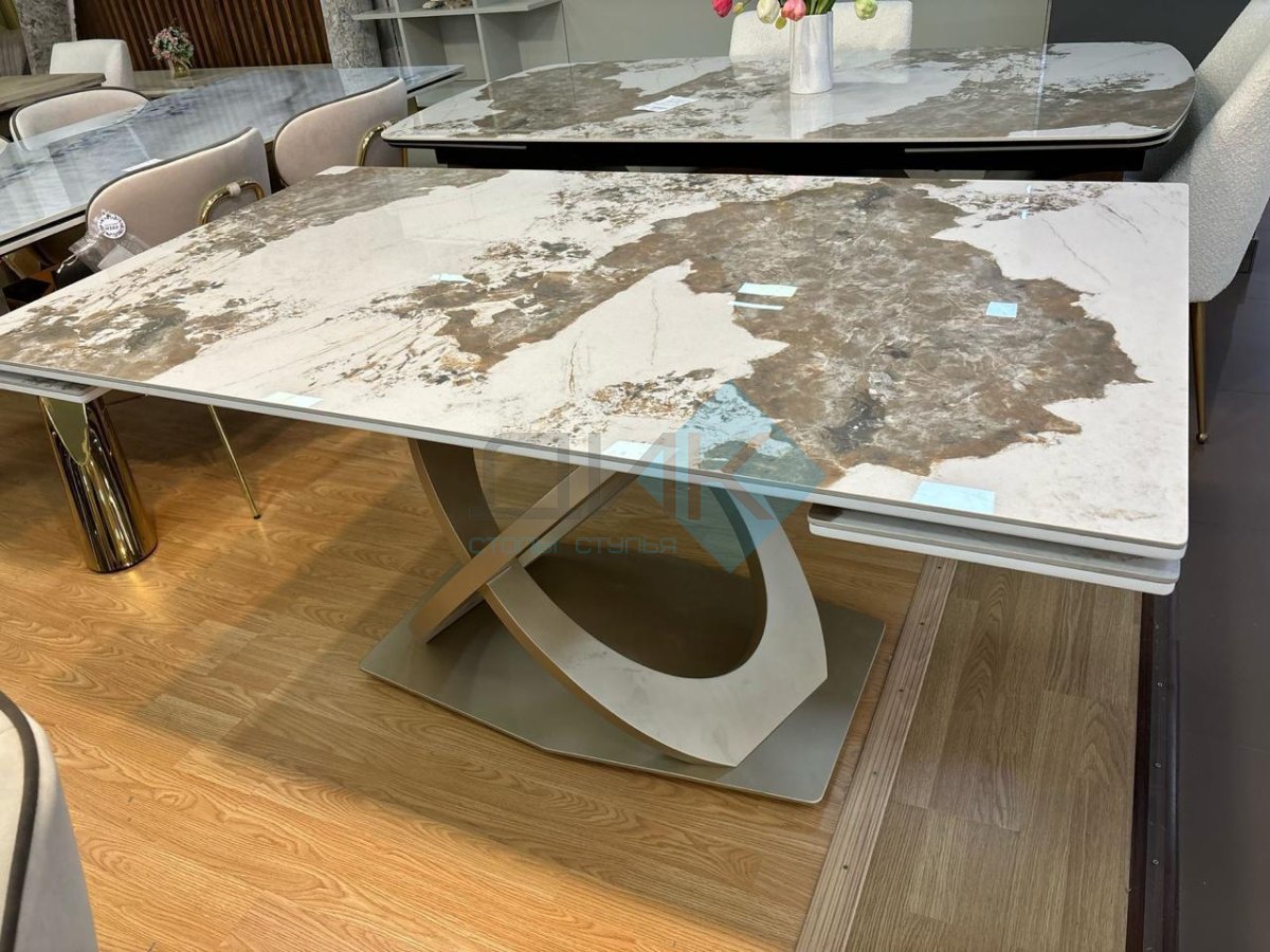 Стол DikLine EKE160 керамика К32 глянец, опоры золото (3 уп.)