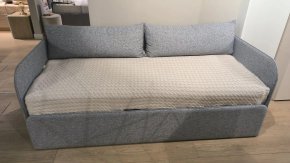 Диван -- кровать РИМИНИ 90х200 с п\м и матрасом Биоформ Образец в салоне МЦ Nobby