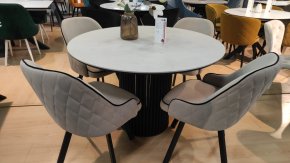 Стол DikLine AKR120 Керамика Krater Perla (бежевый матовый)/подстолье черное/опоры черные Образец в салоне  ТЦ Красный Кит