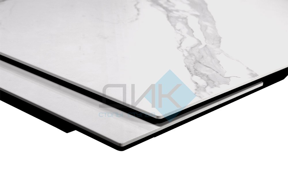 Стол DikLine SFE160 Керамика Белый мрамор/подстолье черное/опоры черные (2 уп.)